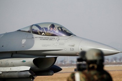 Mỹ tính bán tiêm kích F-16 cho Đài Loan,  Trung Quốc dọa 'đáp trả mạnh mẽ'