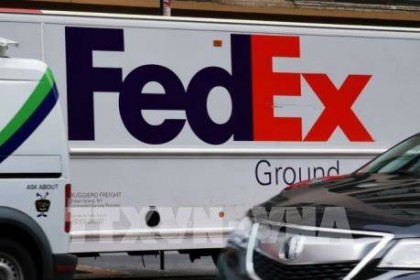 Trung Quốc điều tra gói bưu kiện chứa súng của FedEx