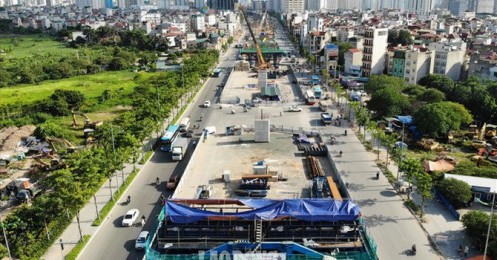 Những chiếc “bẫy” trên tuyến đường 3.000 tỷ ở Hà Nội