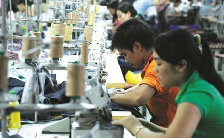 Nhà nhập khẩu Mỹ trì hoãn mua hàng dệt may Việt