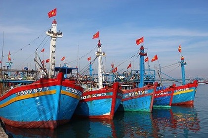 Bão Podul áp sát Hoàng Sa, 2.360 ngư dân vẫn trong vùng nguy hiểm