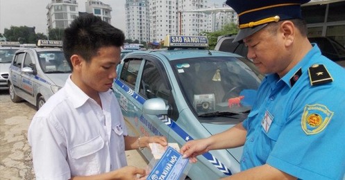 Hà Nội “quản” taxi bằng màu sơn và phân vùng: Có ngăn sông, cấm chợ?