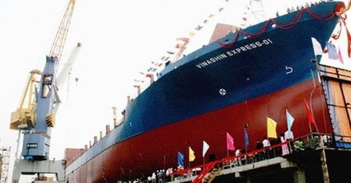 Tàu 100.000 tấn thời Vinashin không bàn giao nổi vì vấn đề định giá