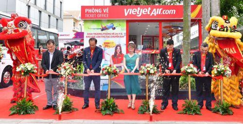Giảm tải cho Tân Sơn Nhất, Vietjet mở phòng vé cho phép check - in trong thành phố