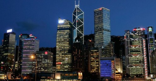 Chứng khoán 24h: Chứng khoán Hong Kong tăng gần 1.000 điểm