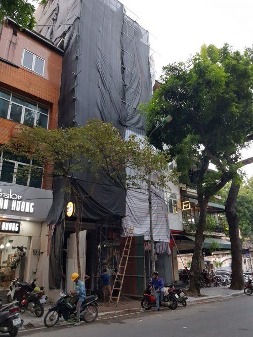 Hoàn Kiếm (Hà Nội): Xuất hiện công trình có dấu hiệu xây dựng sai phép tại phường Hàng Mã