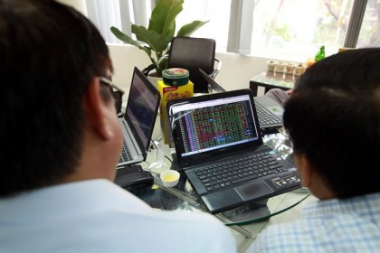 Cổ phiếu ngân hàng 'nổi sóng' đưa VN-Index tăng mạnh