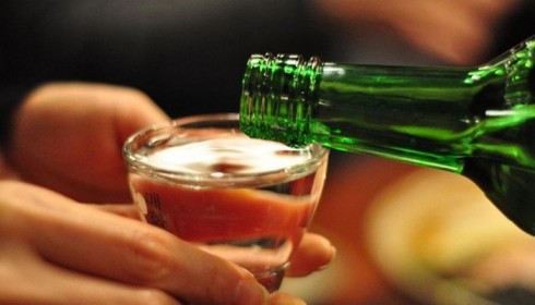 Bộ Y tế đề xuất cấm uống rượu, bia ở công viên