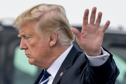Trump rắc rối lớn trước thềm bầu cử