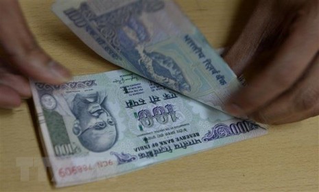 Ấn Độ công bố gói tài chính gần 10 tỷ USD thúc đẩy tăng trưởng kinh tế