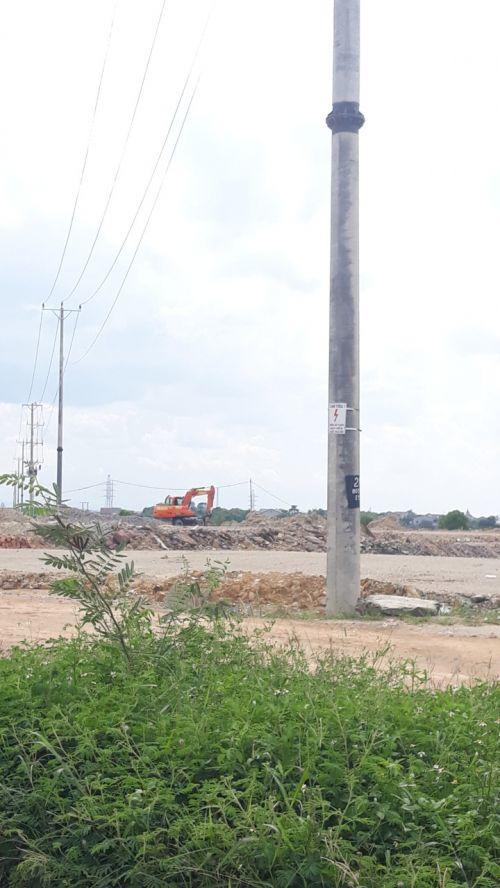 “Siêu dự án” ở Nghệ An ngang nhiên thi công dưới đường điện 110KV