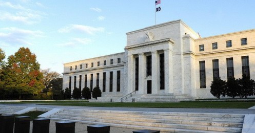 Fed sẽ tiếp tục ngăn lãi suất tăng quá cao tác động xấu đến doanh nghiệp, người tiêu dùng Mỹ