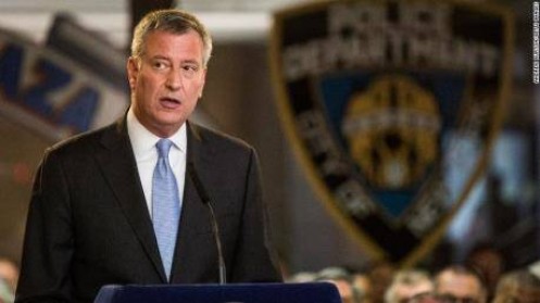 Thị trưởng New York rút khỏi đường đua vào Nhà Trắng năm 2020