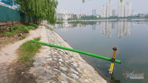 Hà Nội: Hàng chục tỷ kè cứng hồ Đầm Hồng, phường không dám tiếp quản