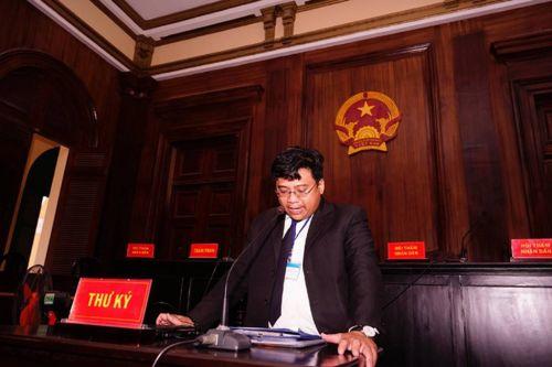 Thứ trưởng Bộ Y tế Trương Quốc Cường vắng mặt phiên xử vụ VN Pharma