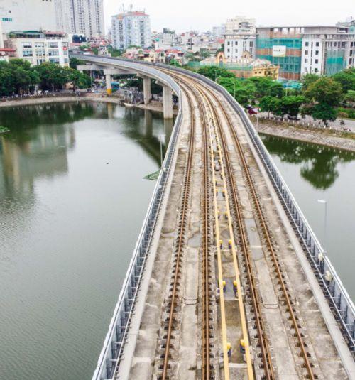 Cận cảnh đường sắt Cát Linh-Hà Đông tiến độ kiểu “rùa bò” hơn thập kỷ