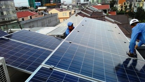 “Ma trận” thiết bị điện mặt trời áp mái