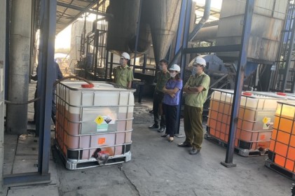 Bắc Giang: Tiêu huỷ hơn 11 nghìn lít xăng kém chất lượng
