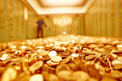 Giá vàng hôm nay 1/10: Dòng tiền rời bỏ vàng, có nên bán tháo gấp?