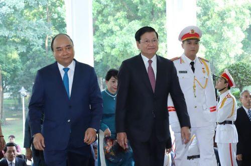 Thủ tướng Việt - Lào nhất trí nhiều vấn đề về biển Đông