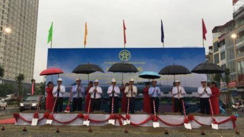Khởi công xây dựng cầu vượt đường Hoàng Quốc Việt-Nguyễn Văn Huyên