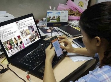 Vài lần nhấn phím điện thoại, 172 triệu 'bốc hơi'