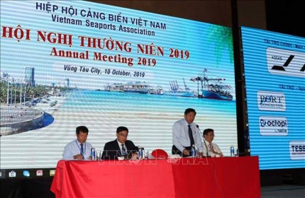 Đề nghị điều chỉnh tăng giá dịch vụ cảng biển