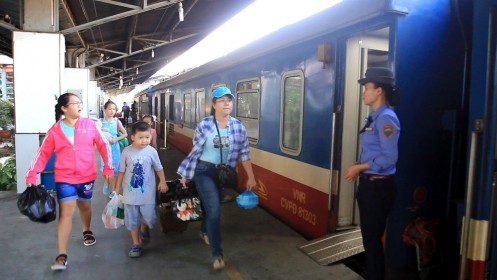 Ga Sài Gòn bán 5.000 vé tàu giảm giá 50% dịp cuối năm