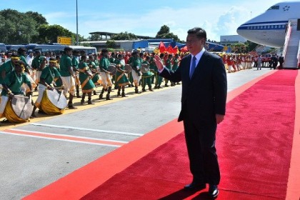 Chủ tịch Trung Quốc bắt đầu chuyến thăm không chính thức Ấn Độ
