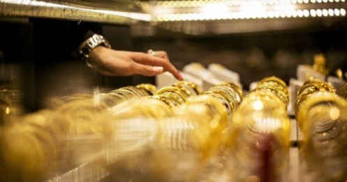 Giá vàng SJC tiếp tục đi xuống