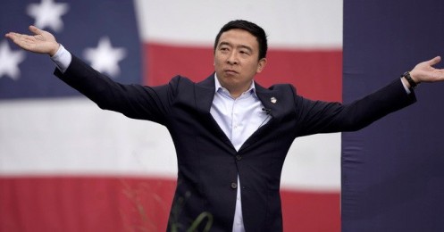 Andrew Yang đã trở thành ứng viên gốc Á đầu tiên tranh cử Tổng thống Mỹ như thế nào?