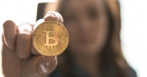Bitcoin yếu ớt, nguy cơ trượt xuống 5.000 USD