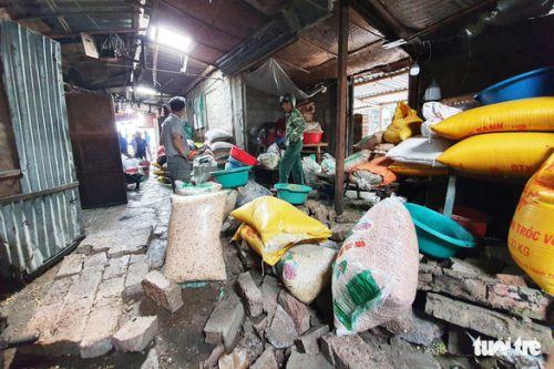Nhiều tiểu thương chợ Vinh trắng tay sau đợt ngập lụt lịch sử