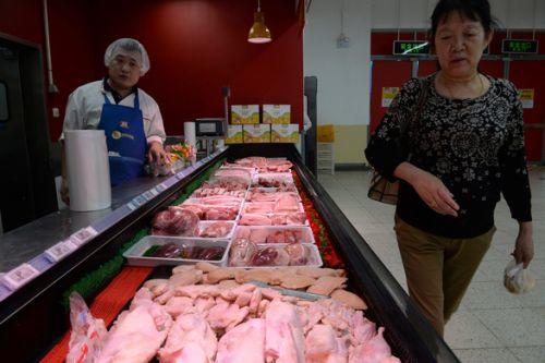 Trung Quốc dùng 'lá bài thịt heo' trả treo với Mỹ