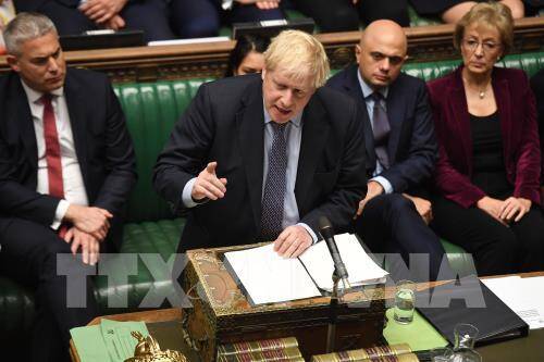 “Chết vào một ngày khác” và loạt phim dài tập Brexit