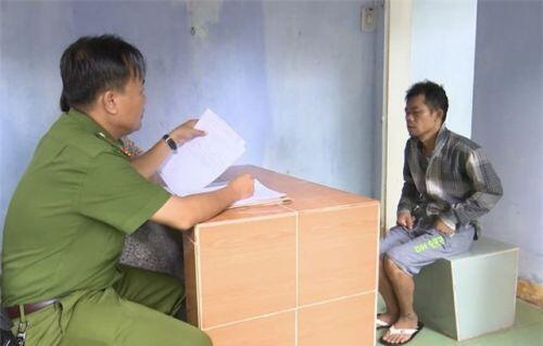 Tạm giữ 2 người Trung Quốc nghi chuyên đục két sắt các công ty ở Đà Nẵng