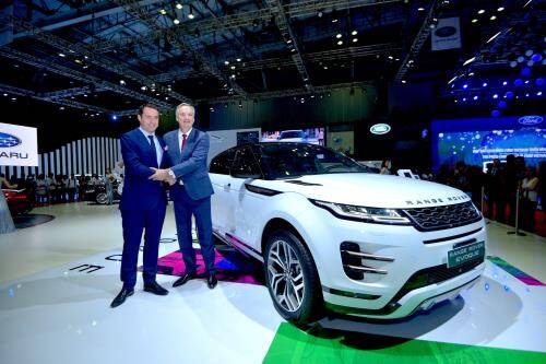 Range Rover Evoque mới thay đổi định nghĩa về SUV sang nhỏ gọn
