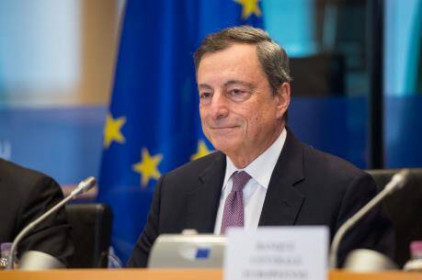 ECB chuẩn bị thay "thuyền trưởng"
