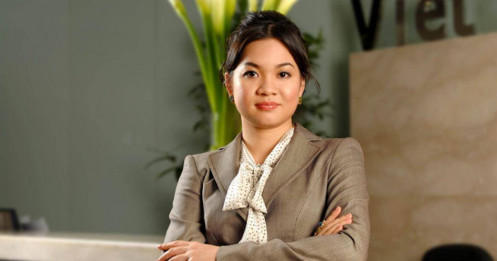 Vì sao VietcapitalBank và VCSC của bà Nguyễn Thanh Phượng “cài số lùi” về lợi nhuận?