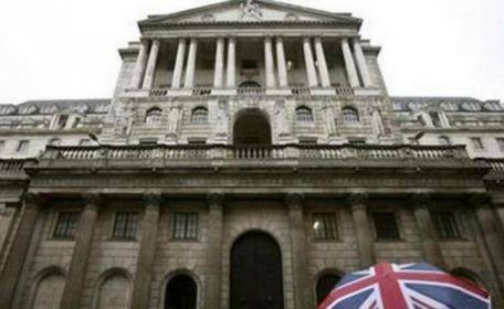 Các nhà lập pháp Anh kêu gọi áp thuế cao hơn đối với các ngân hàng
