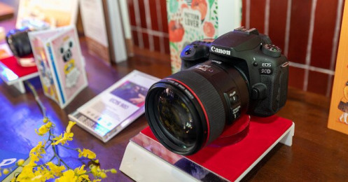 Máy ảnh mới của Canon tại Việt Nam có gì đặc biệt?