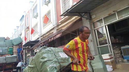Tận thấy đường đi của hàng lậu “tuồn” từ Trung Quốc về Việt Nam