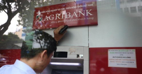 ‘Ghế nóng’ chủ tịch Agribank tạm khuyết