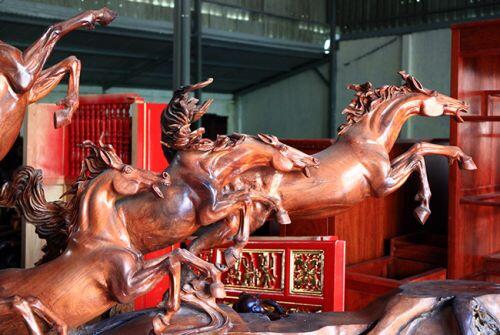 Siêu phẩm gốc cây chỏng chơ bên suối, giá 7 tỷ đại gia Hưng Yên không bán