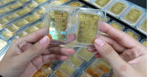 Giá vàng SJC tiếp tục đi xuống, mốc 42 triệu đồng/lượng bị “đe dọa”