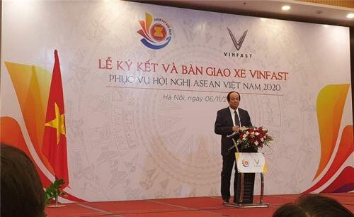 VinGroup tài trợ gần 400 xe VinFast Lux phục vụ ASEAN 2020