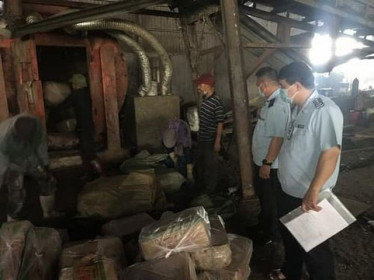 Gần nửa tấn chả mực nhập lậu từ Trung Quốc về Quảng Ninh