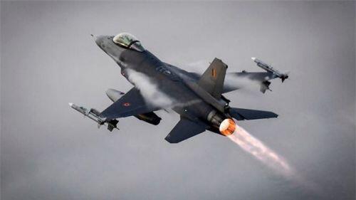 Thương vụ F-16V giữa Mỹ và Đài Loan khiến Trung Quốc "nóng mắt"