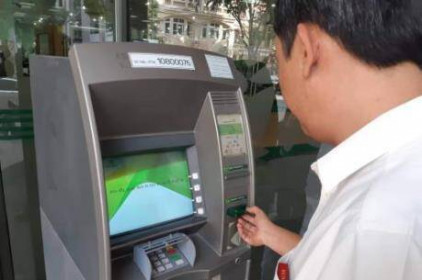 Hàng loạt máy ATM Vietcombank báo lỗi không thể giao dịch