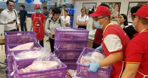 Saigon Co.op giảm giá 50% hơn 10 ngàn sản phẩm Tết